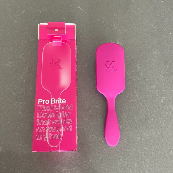 The Knot for Dr. CONAIR | Pro Brite Wet and Dry Detangler Hair Brush - Picture 1 of 4